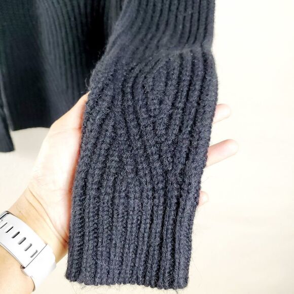 Joe's Black Merino Wool Blend Cable Knit Crew Neck Pullover Small - Picture 4 of 8